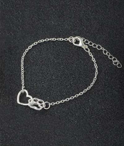 Медальон лапичка и сърце